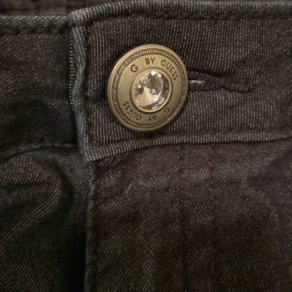 Like New - G by Guess - Flare Jean - Size 29 - Picture 4 of 6